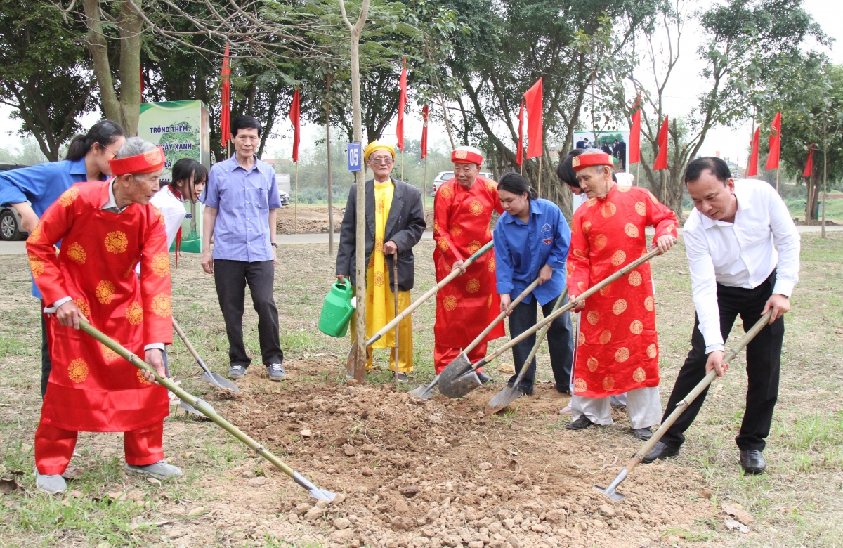 Ngày hội NCT hưởng ứng phát động Tết trồng cây “Đời đời nhớ ơn Bác Hồ” năm 2026