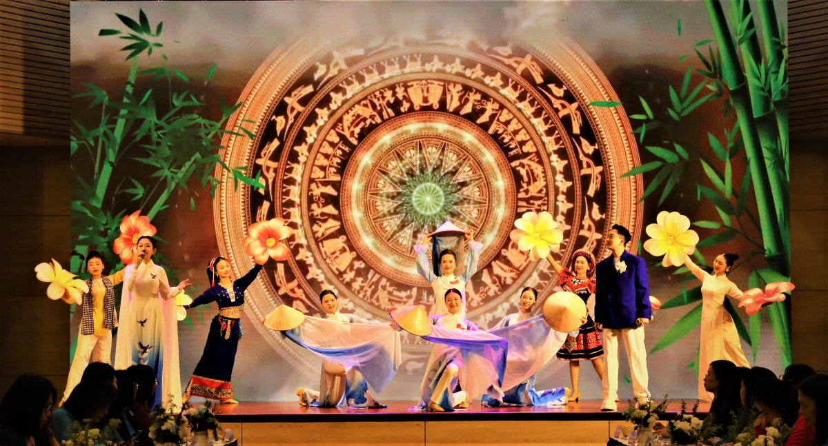 1 Tiết mục văn nghệ chào mừng