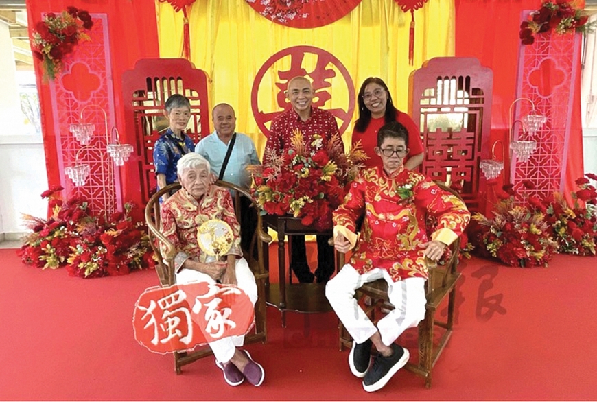 Cụ bà 91 tuổi nên duyên với cụ ông 67 tuổi sau 3 tháng hẹn hò trong viện dưỡng lão