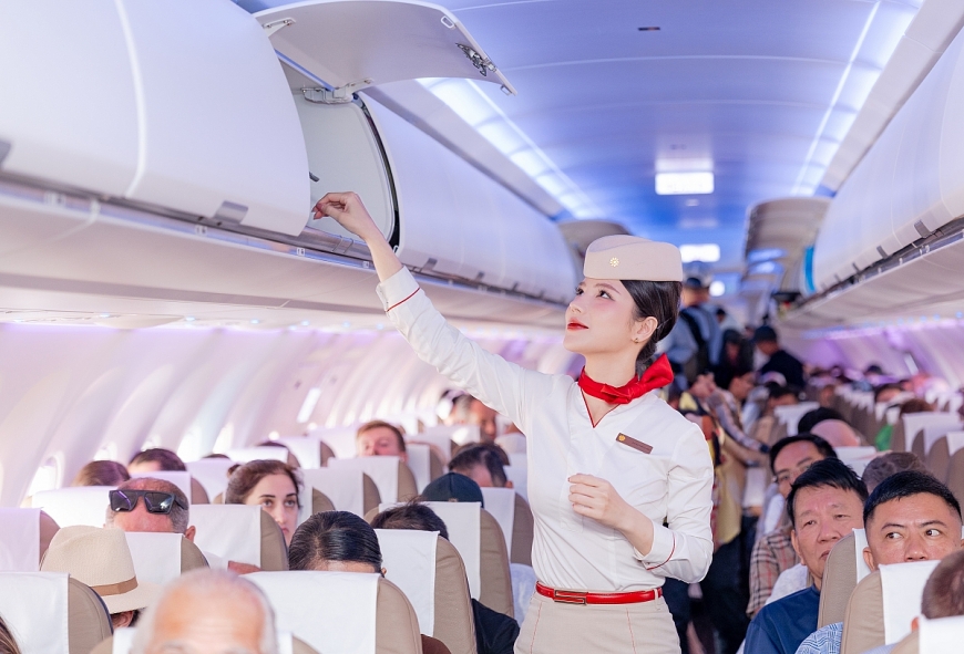 Tiếp viên trên chuyến bay Sun PhuQuoc Airways