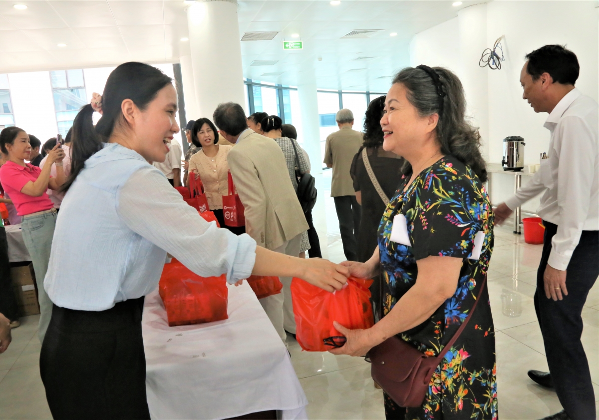 CLB chăm sóc sức khỏe NCT phường Cầu Giấy: Mô hình đặc biệt của Thủ đô