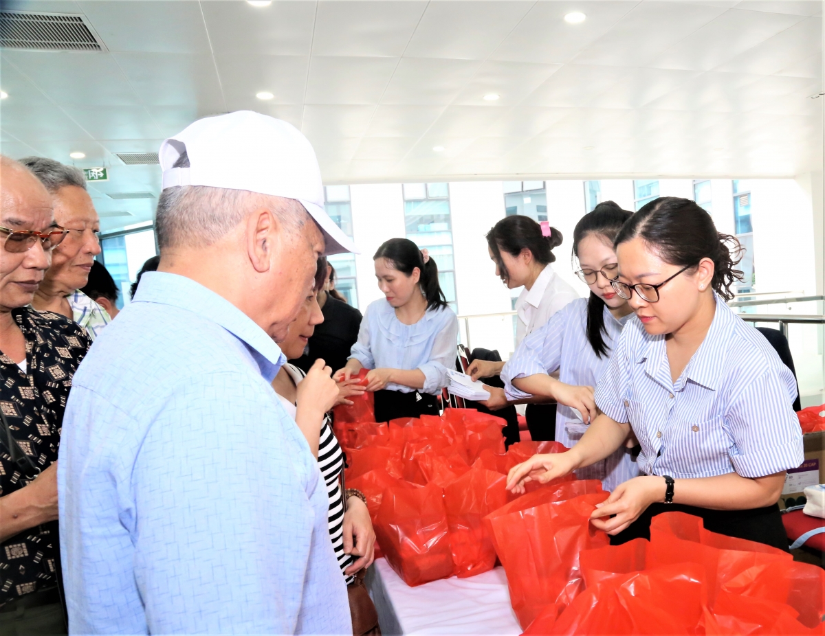 CLB chăm sóc sức khỏe NCT phường Cầu Giấy: Mô hình đặc biệt của Thủ đô