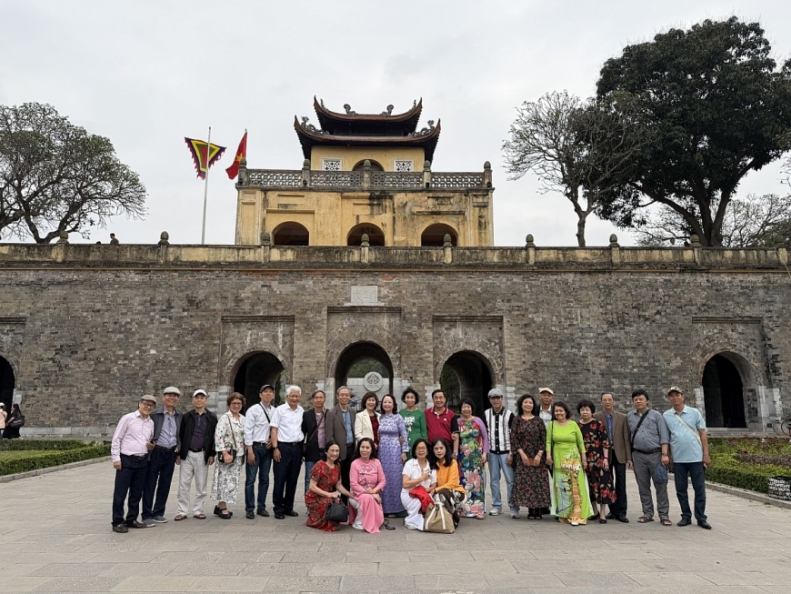 Có một thế hệ nhỏ tuổi 