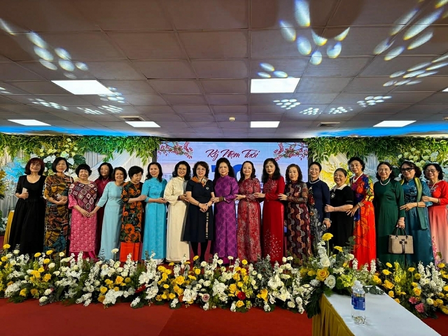 Có một thế hệ nhỏ tuổi 