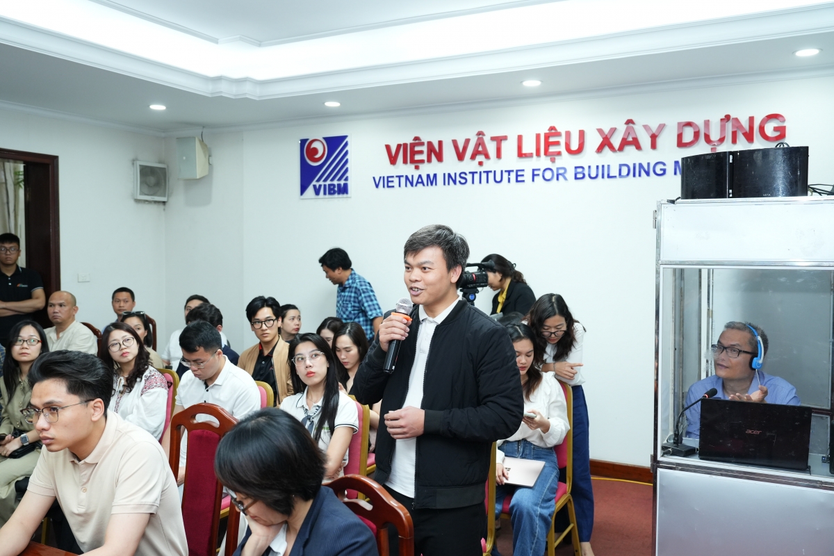 Một số câu hỏi xoay quanh sự ra mắt sự kiện ra mắt LOTUS V4 