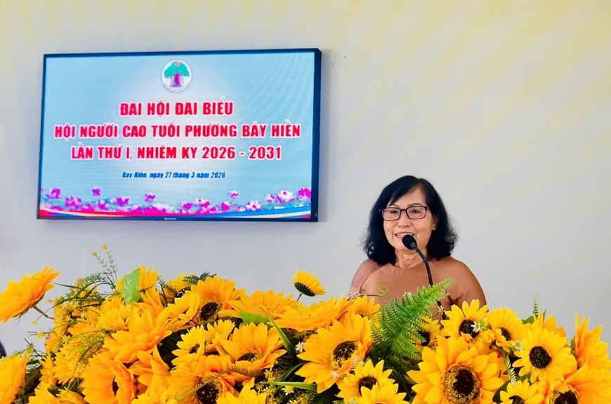 Bà Phạm Thị Mỹ Lệ – Phó Chủ tịch Hội Người cao tuổi TP. Hồ Chí Minh phát biểu tại Đại hội