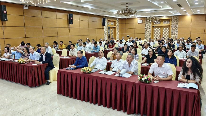 184 đại biểu cán bộ chủ chốt NCT của các xã, phường, đặc khu được tập huấn