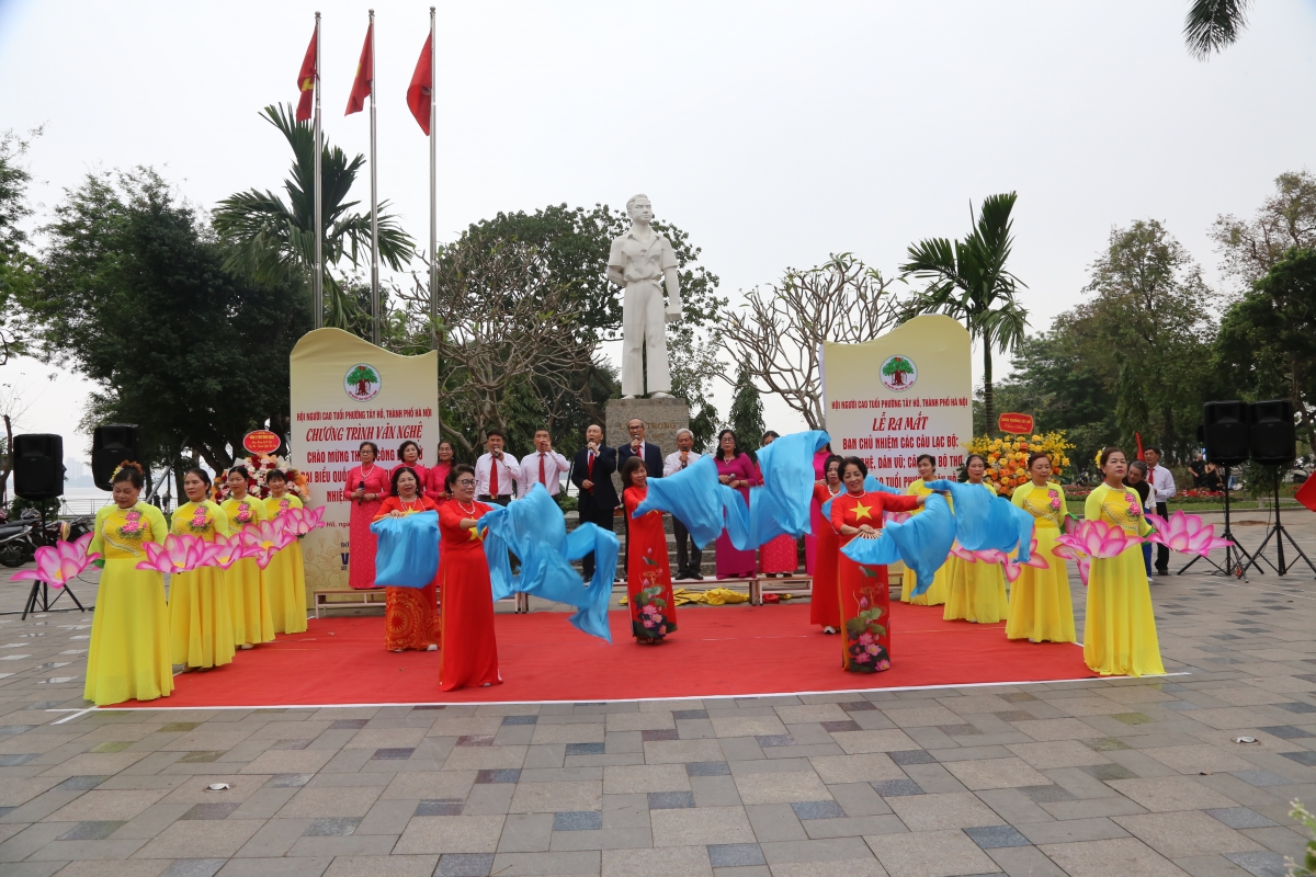 Khi NCT thắp lửa văn hóa, lan tỏa tinh thần sống vui, khỏe, có ích