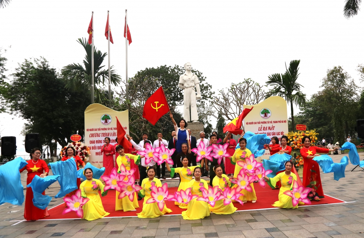 Khi NCT thắp lửa văn hóa, lan tỏa tinh thần sống vui, khỏe, có ích