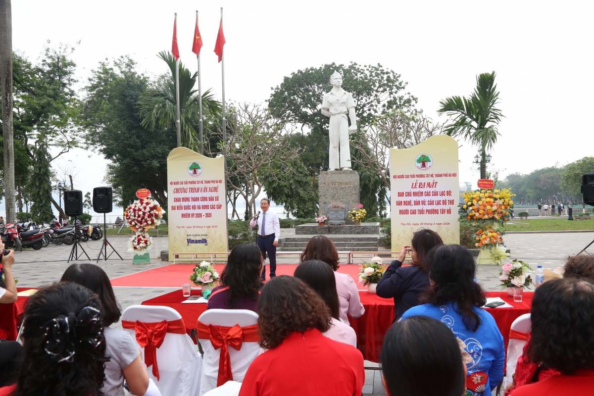 Quang cảnh buổi lễ