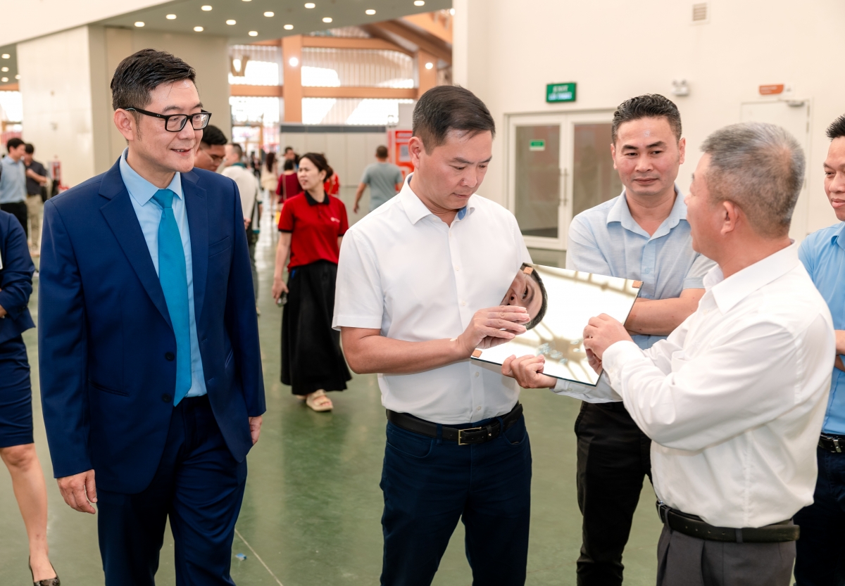 Viglacera giới thiệu 6 giải pháp vật liệu xanh, thông minh tại Vietbuild Hà Nội 2026 Viglacera giới thiệu 6 giải pháp vật liệu xanh, thông minh tại Vietbuild Hà Nội 2026