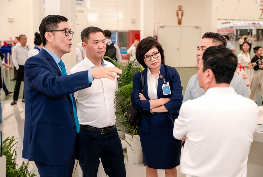 Viglacera giới thiệu 6 giải pháp vật liệu xanh, thông minh tại Vietbuild Hà Nội 2026 Viglacera giới thiệu 6 giải pháp vật liệu xanh, thông minh tại Vietbuild Hà Nội 2026