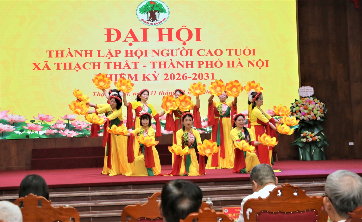 NCT Thạch Thất phát huy vai trò “Tuổi cao - Gương sáng” trong giai đoạn mới