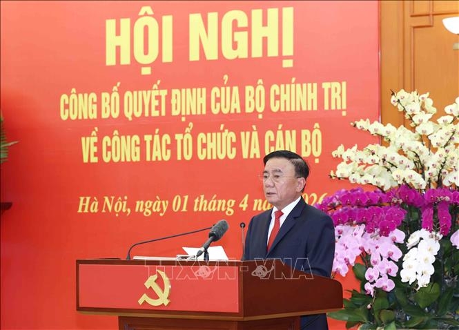 Đồng chí Trần Cẩm Tú, Ủy viên Bộ Chính trị, Thường trực Ban Bí thư phát biểu chỉ đạo và giao nhiệm vụ.