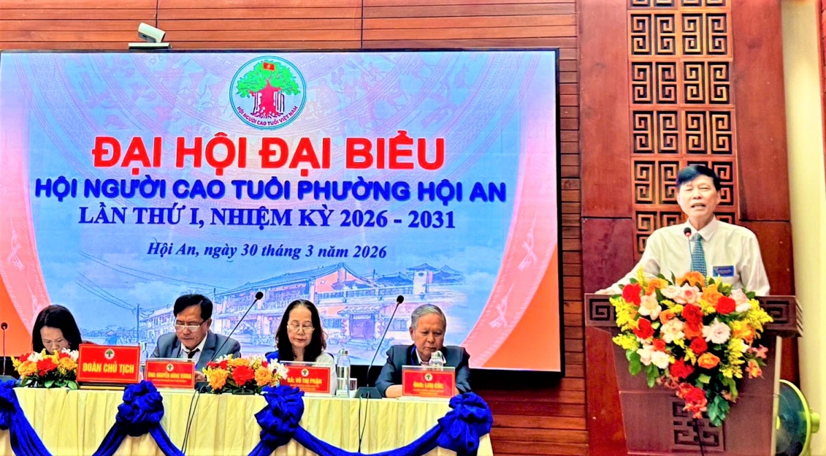 Ông Phạm Quý phát biểu