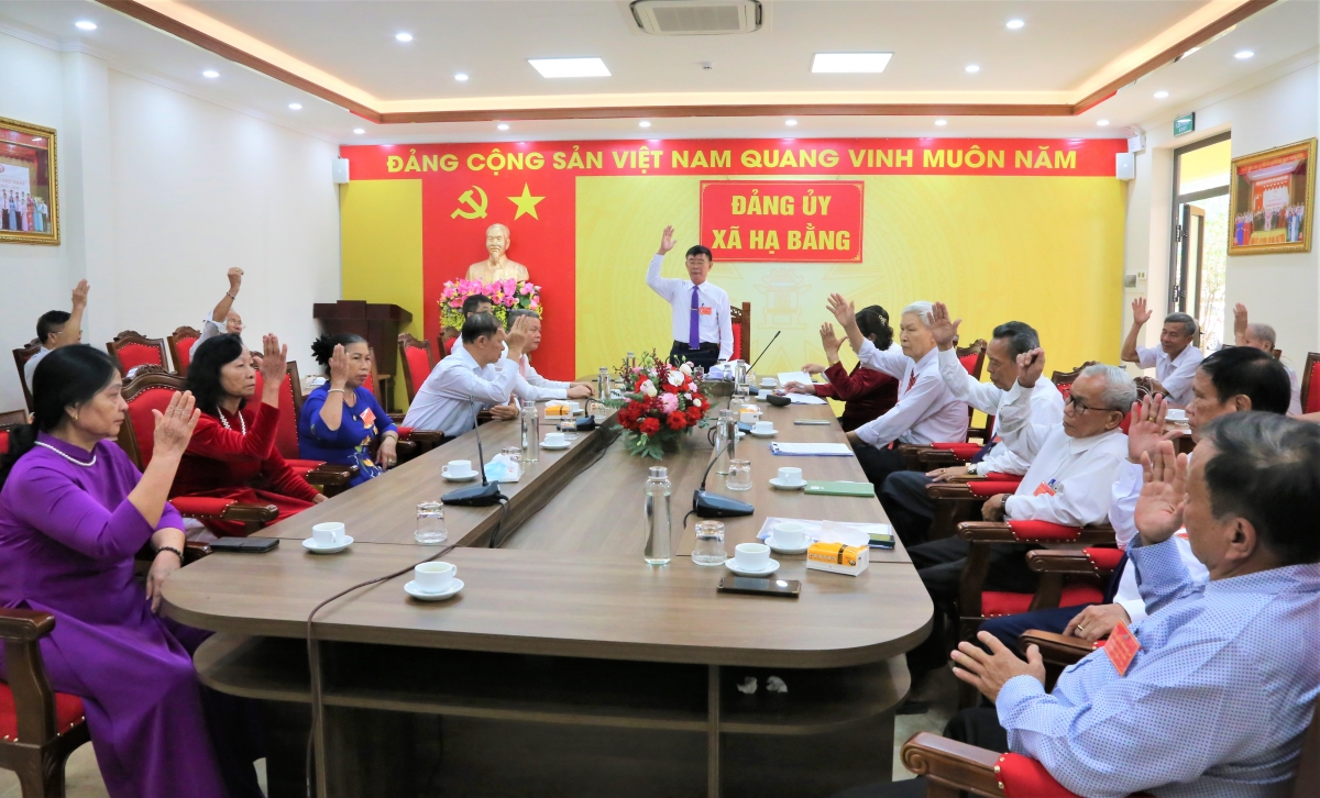 Hội nghị Ban Chấp hành Hội NCT xã Hạ Bằng lần thứ nhất