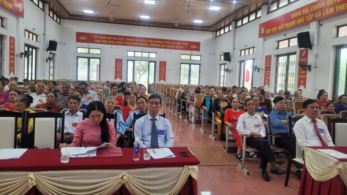 Đại hội có sự tham dự của 125 đại biểu chính thức, đại diện cho gần 5.100 hội viên trên toàn xã.