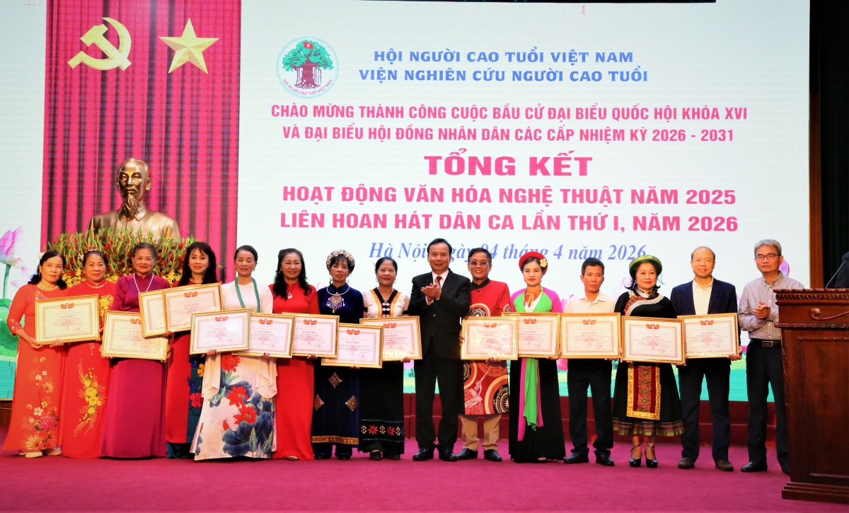 Trung ương Hội tặng Bằng khen 5 tập thể, 11 cá nhân xuất sắc