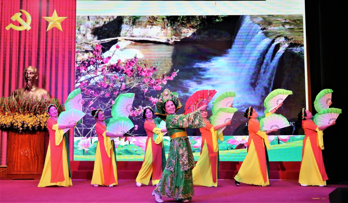 Liên hoan Tiếng hát dân ca lần thứ nhất: Người cao tuổi lan tỏa giá trị văn hóa