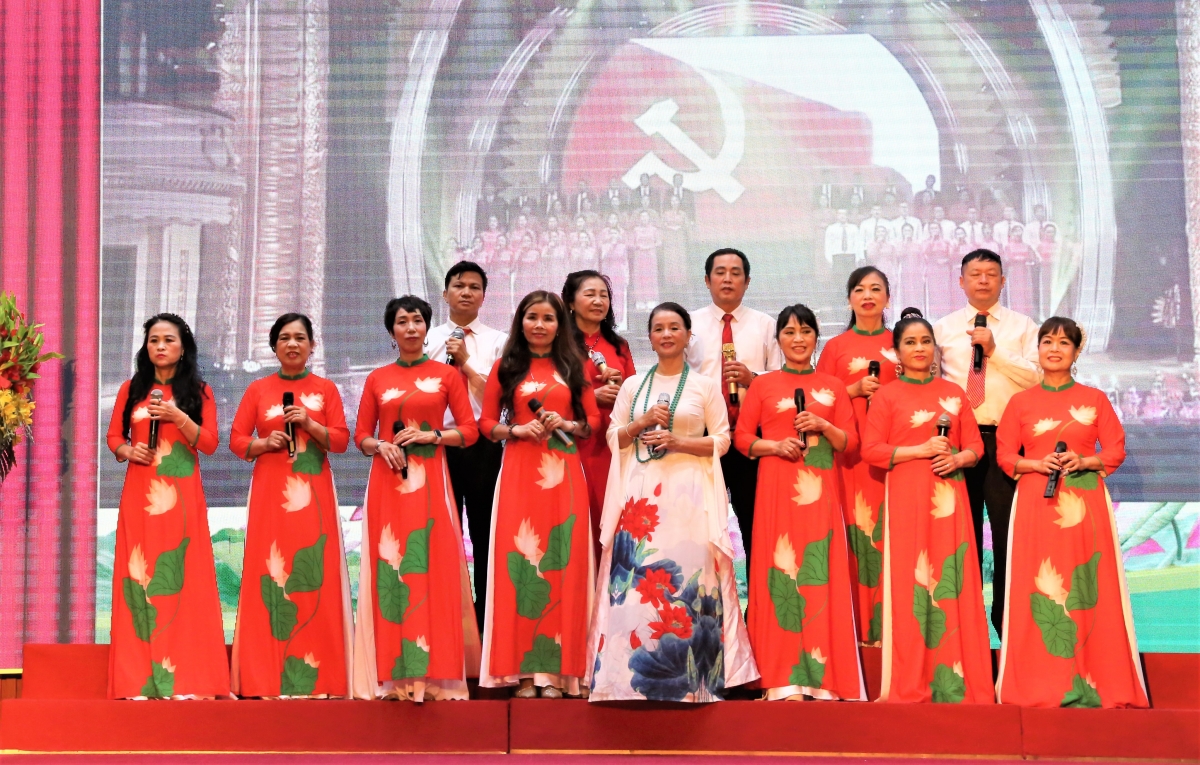 Liên hoan Tiếng hát dân ca lần thứ nhất: Người cao tuổi lan tỏa giá trị văn hóa