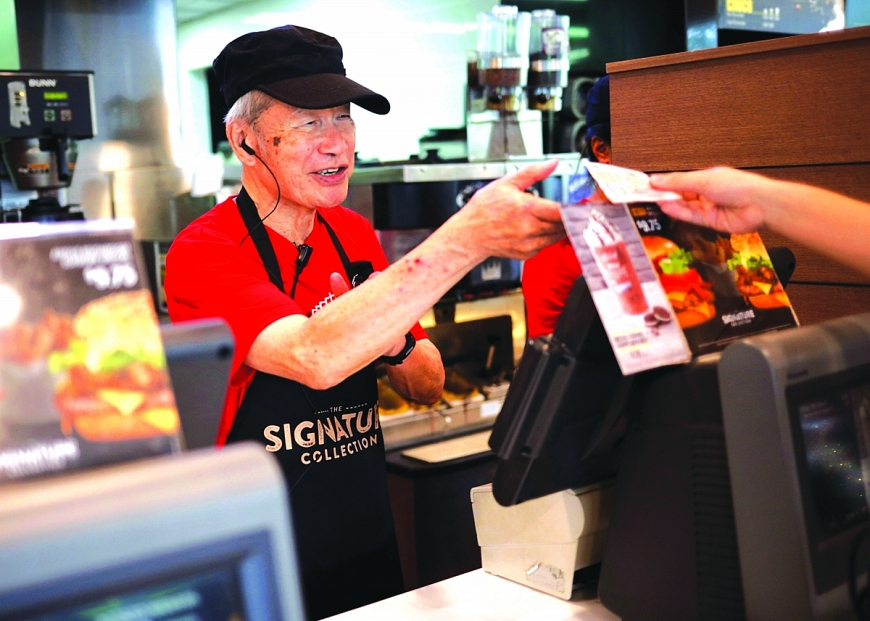 Xu hướng việc làm của lao động cao tuổi châu Á