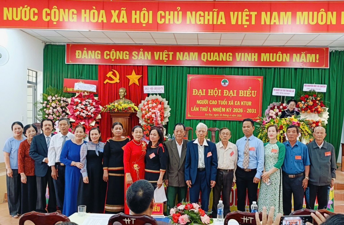 Ban Chấp hàng khoá I, ra mắt Đại hội