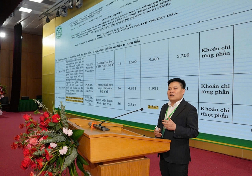 TS.BS Đào Việt Phương - Phó Giám đốc Trung tâm Đột quỵ chia sẻ tại Hội nghị khoa học Quốc tế về phòng, chống bệnh không lây nhiễm năm 2026