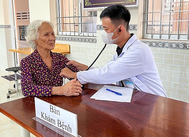 Sau lễ phát động người cao tuổi khám, sàng lọc sức khỏe miễn phí