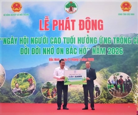 CCTPA trao tặng cây xanh cho tỉnh Bắc Ninh tại “Ngày hội Người cao tuổi hưởng ứng trồng cây đời đời nhớ ơn Bác Hồ”