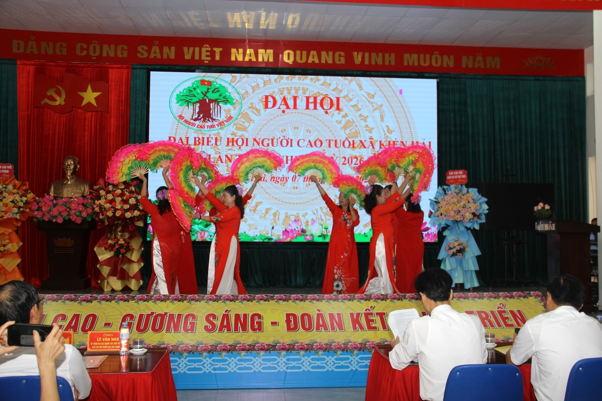 Các tiết mục văn n, các hoạt động văn hóa, văn nghệ, thể dục thể thao ngày càng phát triểnghệ