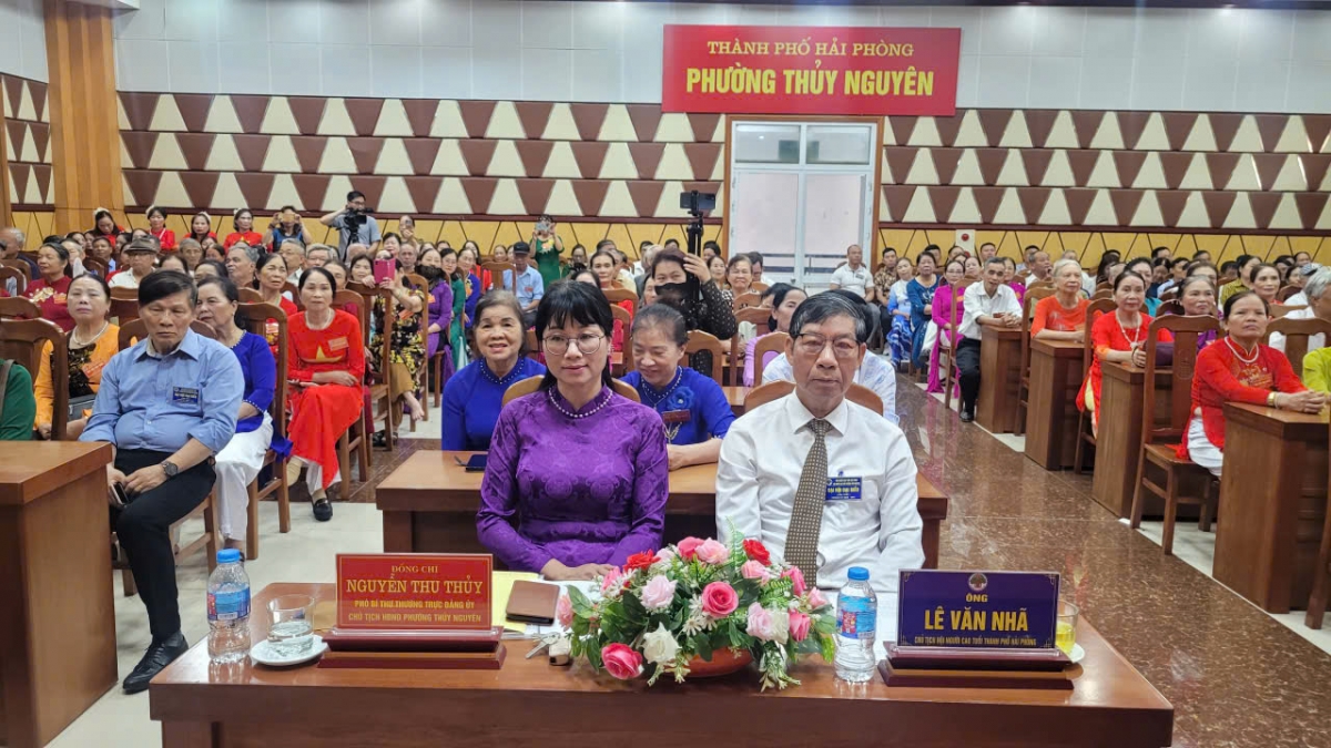 Các đại biểu dự Đại hội.