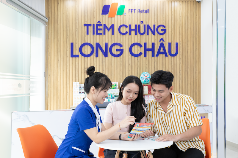 Giải pháp mới từ Long Châu cho phép gia đình tích lũy điểm thưởng từ các nhu cầu chăm sóc sức khỏe hằng ngày