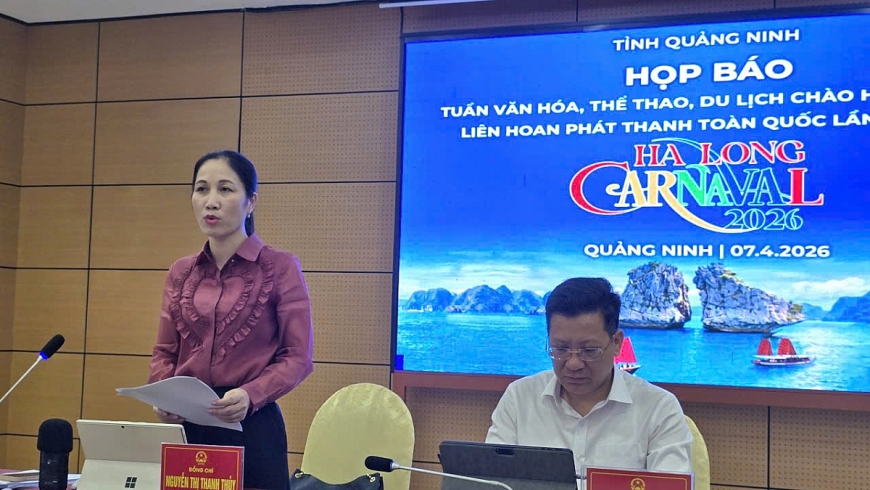 Bà Nguyễn Thị Thanh Thủy Phó Giám đốc Sở Văn hóa, Thể thao và Du lịch Quảng Ninh thông tin đến các cơ quan báo chí.