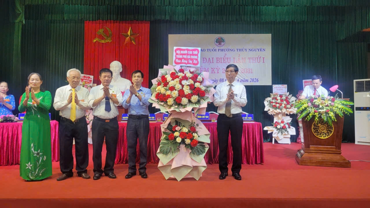 ông Lê Văn Nhã – chủ tịch Hội Người cao tuổi TP Hải Phòng