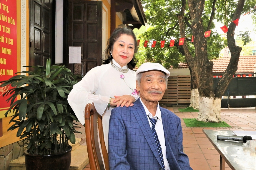 Vợ chồng NSND Trần Hiếu - Nghệ sĩ Nguyễn Thị Minh Ngà.