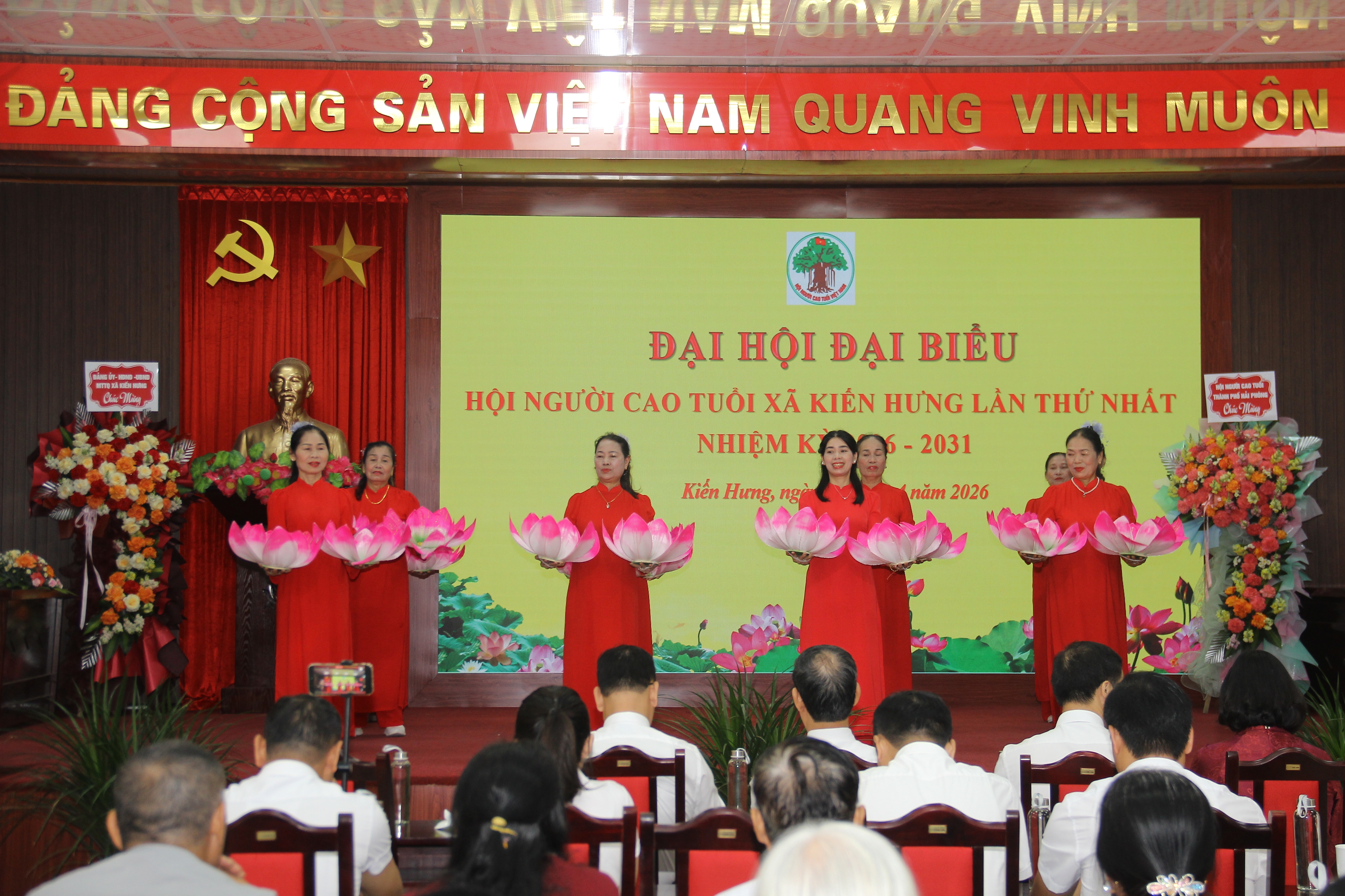 Phong trào văn hóa, văn nghệ, thể dục thể thao tiếp tục phát triển rộng khắp. 