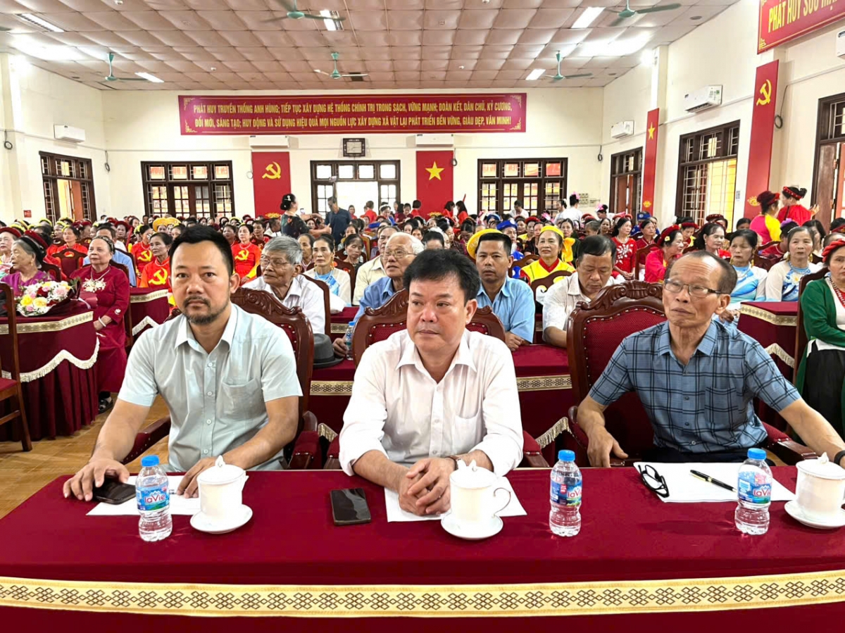 Các đại biểu tham dự chương trình