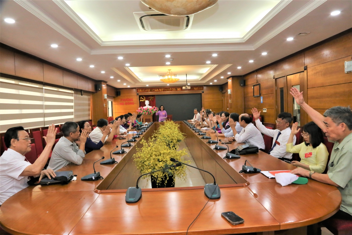 Hội nghị Ban Chấp hành Hội NCT lần thứ nhất