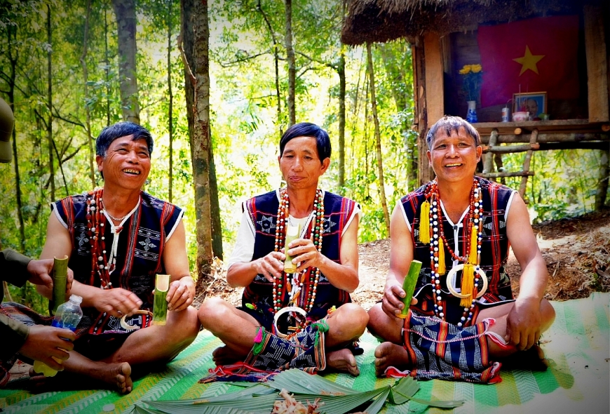 Lễ tạ ơn trong cánh rừng Cơ Tu