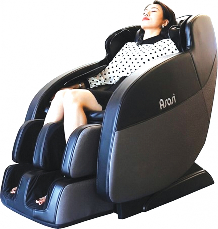 Ghế massage toàn thân: Lợi ích và lưu ý khi sử dụng cho người cao tuổi