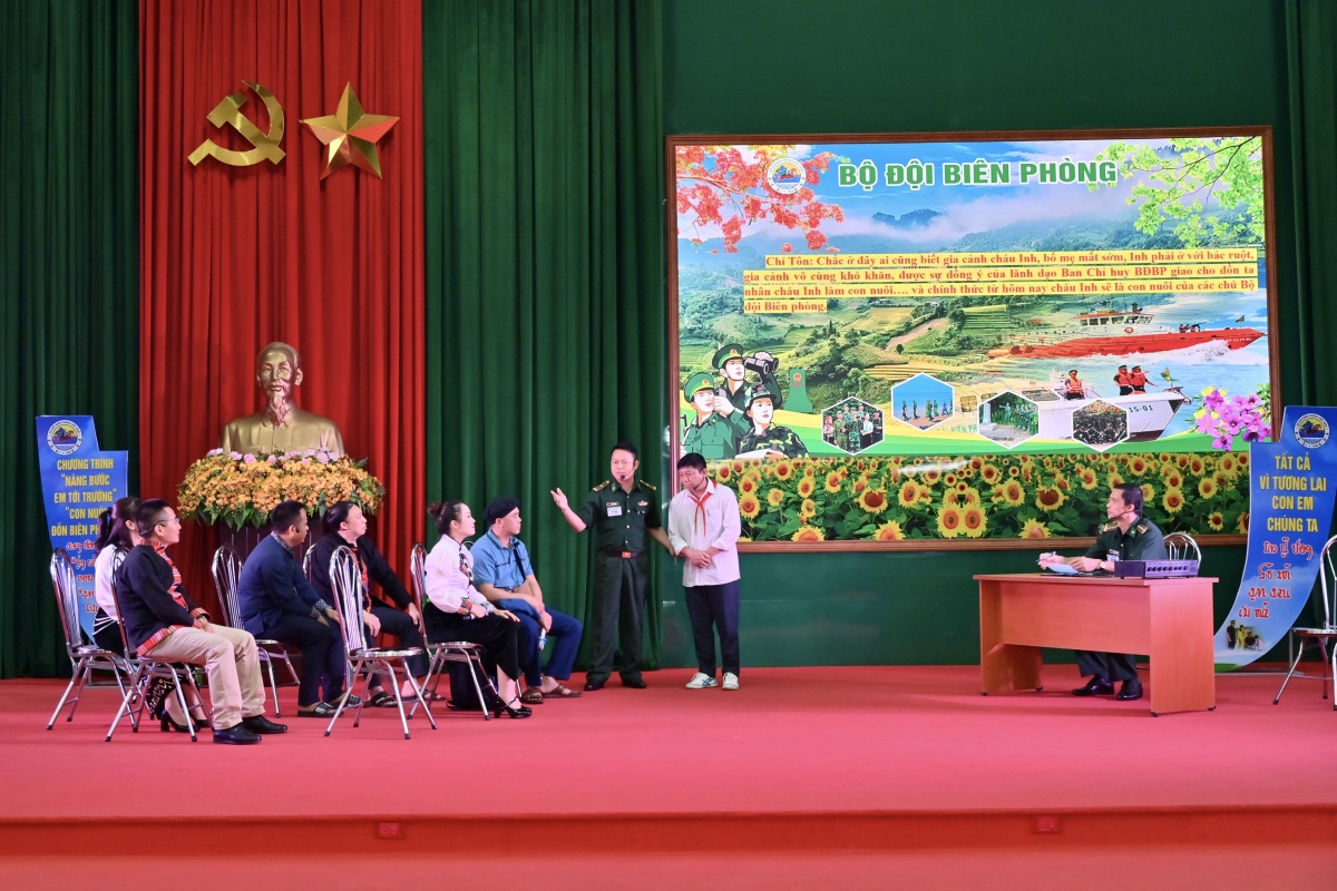 Phần thi tuyên truyền tập thể của Bộ đội Biên phòng tỉnh Thanh Hóa