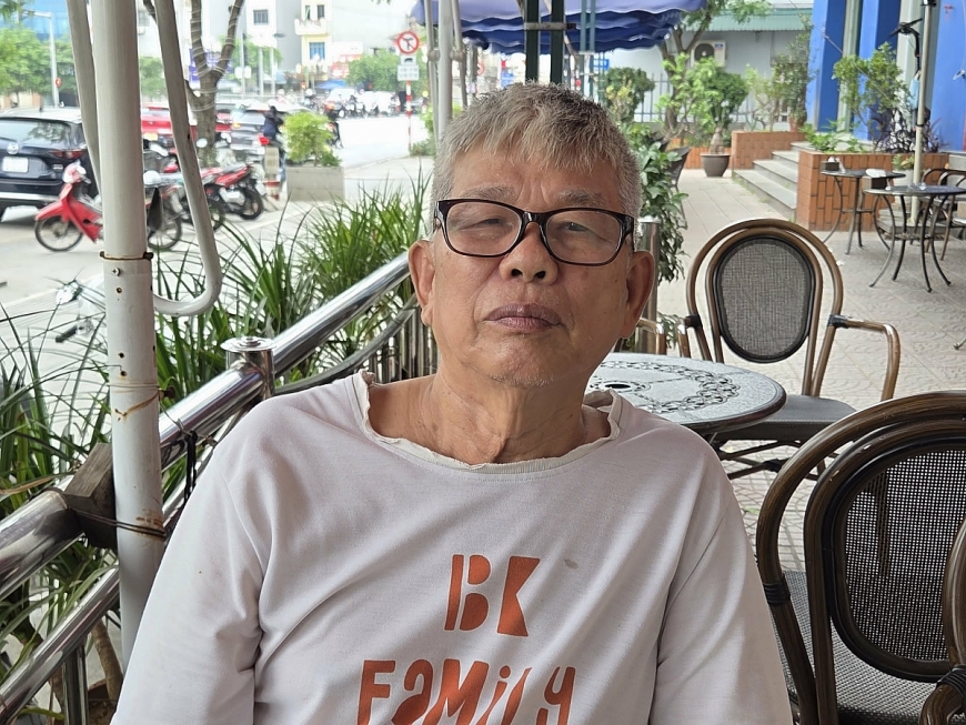 Ông Nguyễn Tiến Sơn, 76 tuổi ở 58 Nguyễn Văn Trỗi, phường Phương Liệt, TP Hà Nội