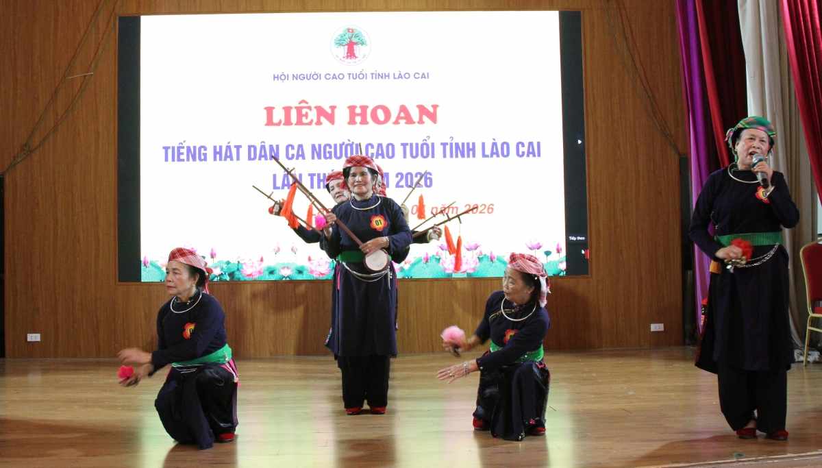 Ngân vang tiếng hát dân ca Người cao tuổi nơi miền biên cương Lào Cai