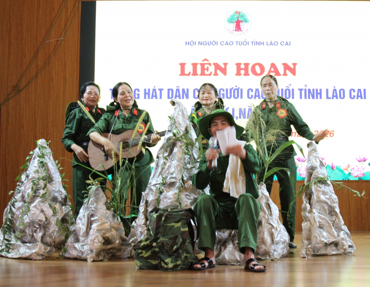 Ngân vang tiếng hát dân ca Người cao tuổi nơi miền biên cương Lào Cai