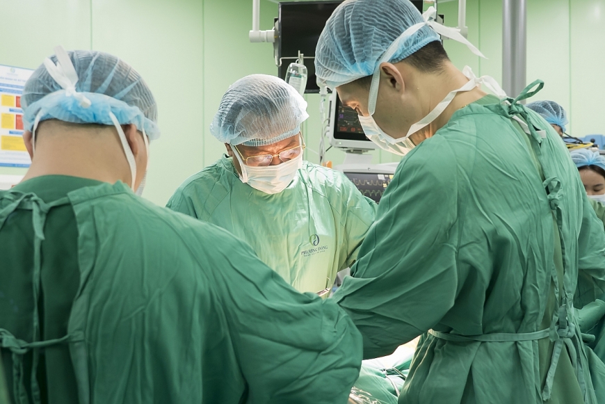 BN được phẫu thuật loại bỏ hoàn toàn đoạn ung thư đại tràng