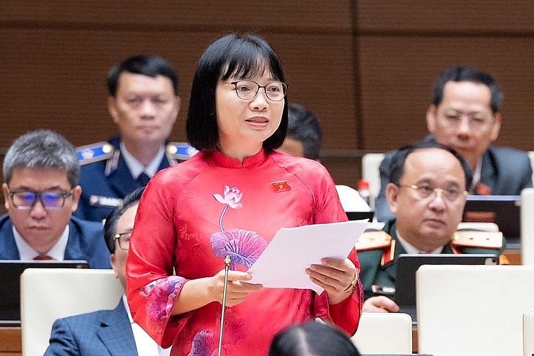 Đại biểu Nguyễn Thị Việt Nga - Đoàn đại biểu Quốc hội TP Hải Phòng.