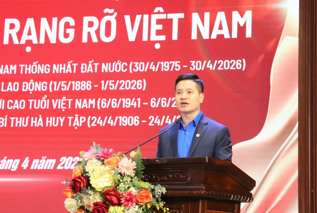 Ông Đinh Ngọc Thanh khai mạc chương trình (2)