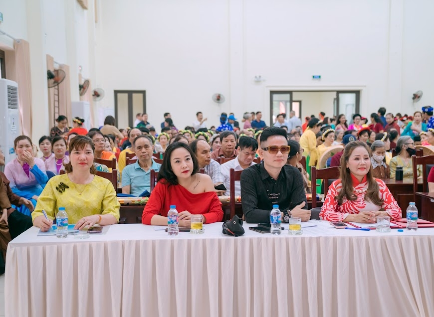 Ngân vang làn điệu dân ca người cao tuổi Thanh Liệt