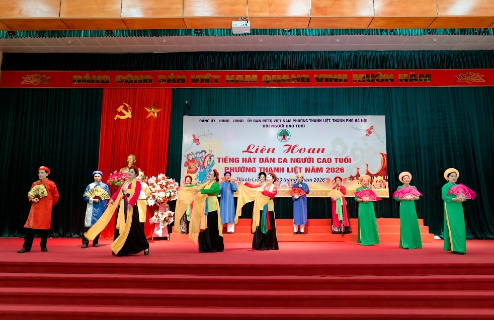 Ngân vang làn điệu dân ca người cao tuổi Thanh Liệt