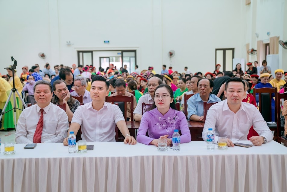 Ngân vang làn điệu dân ca người cao tuổi Thanh Liệt